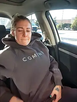 HollyTattoo online show from January 2025 11:32:01 AM