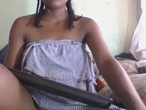 Snapshot of Hamie_sexy chatting on February 2025 07:29:01 AM Hamie sexy online show from February 2025 07:29:01 AM