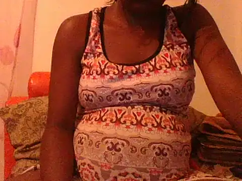 Snapshot of Hamie_sexy chatting on March 2025 06:18:01 PM Hamie sexy online show from March 2025 06:18:01 PM