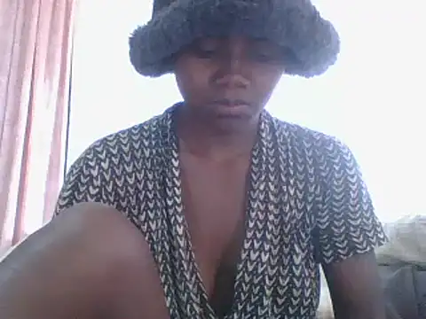 Snapshot of Hamie_sexy chatting on November 2025 07:19:02 AM Hamie sexy online show from November 2025 07:19:02 AM