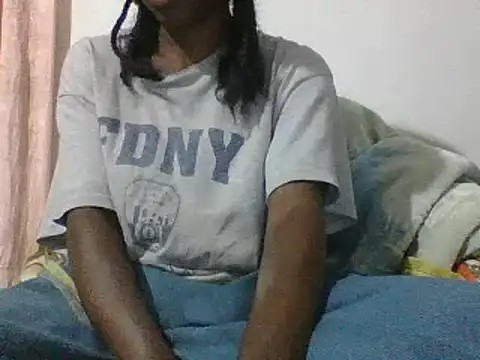 Hamie sexy online show from December 2025 04:02:01 PM