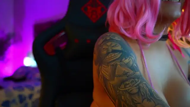 ambarEvans online show from December 2024 02:20:01 AM