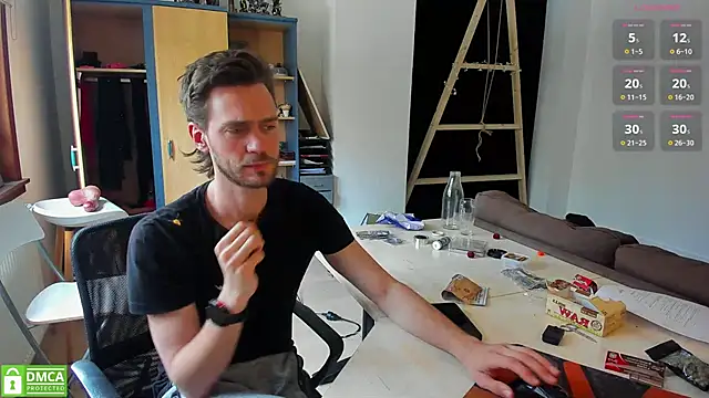 Snapshot of FuckableHoles chatting on March 2026 01:59:02 PM FuckableHoles online show from March 2026 01:59:02 PM