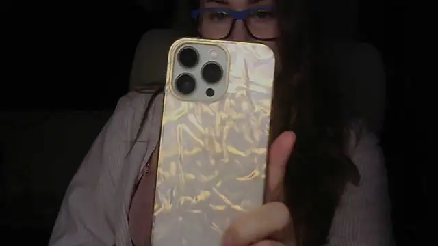 Snapshot of SeasonalSomeone chatting on February 2026 12:09:02 AM SeasonalSomeone online show from February 2026 12:09:02 AM