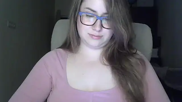 SeasonalSomeone online show from June 2026 10:26:01 PM