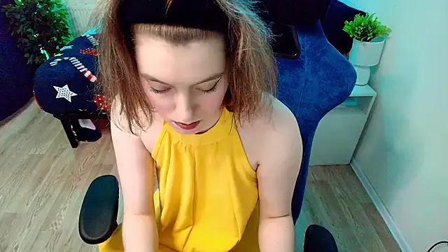 CranberryHot online show from March 2026 03:09:02 PM