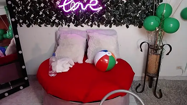 DestinyHills online show from March 2025 12:03:01 PM