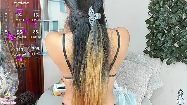 DestinyHills online show from December 2025 02:08:02 AM