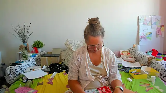 IamYourNarcotic online show from September 2025 12:09:01 PM