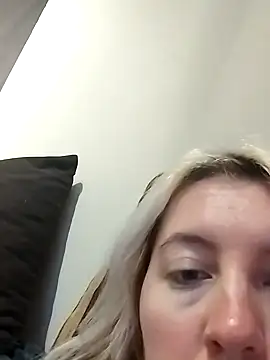 Snapshot of Mllesha74000 chatting on December 2024 04:29:02 PM Mllesha74000 online show from December 2024 04:29:02 PM