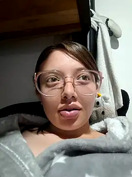 linda-schmidt online show from December 2025 01:11:01 AM