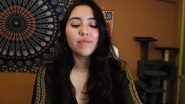 Snapshot of IntimateTales chatting on February 2025 07:05:02 PM IntimateTales online show from February 2025 07:05:02 PM