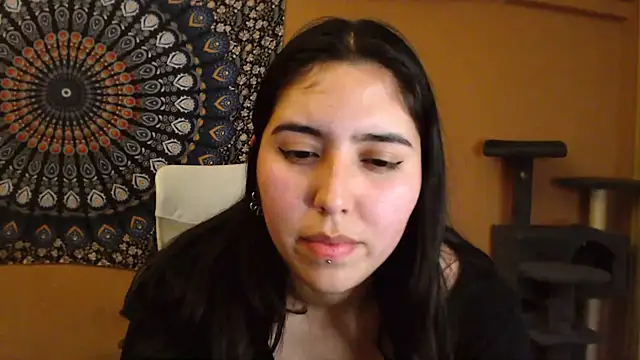 Snapshot of IntimateTales chatting on March 2025 08:11:01 PM IntimateTales online show from March 2025 08:11:01 PM