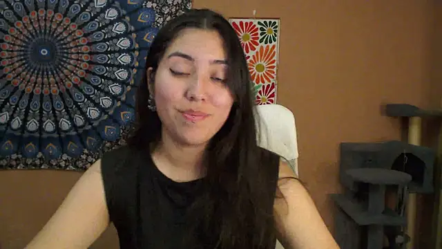 Snapshot of IntimateTales chatting on September 2025 07:28:01 PM IntimateTales online show from September 2025 07:28:01 PM