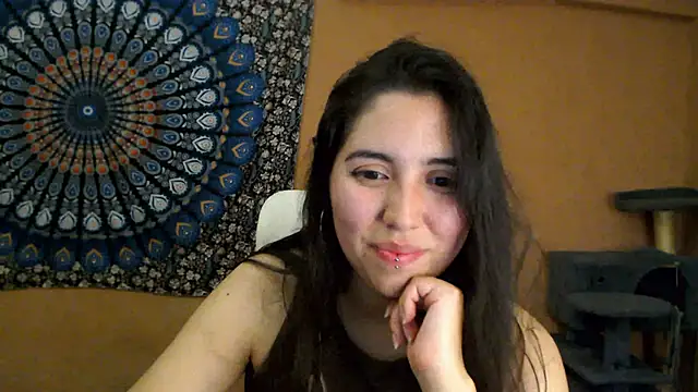 IntimateTales online show from November 2025 08:47:02 PM