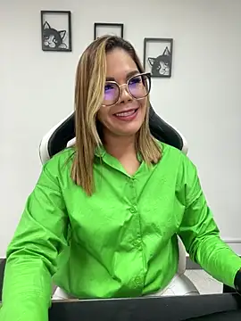 KellyBrooklyn  online show from February 2025 02:06:02 PM