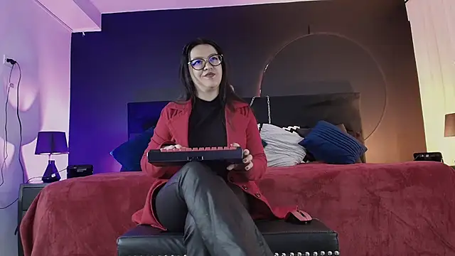  Jade 16 online show from April 2026 11:44:02 AM