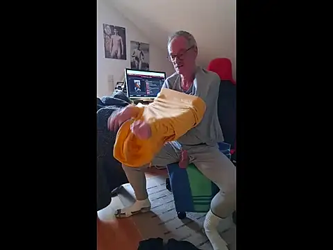 BerndisCam online show from January 2026 01:28:02 PM