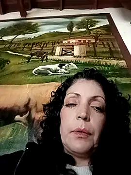 mijal queen online show from December 2024 01:28:01 PM