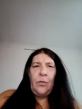 Leanne43 online show from April 2026 06:16:01 PM