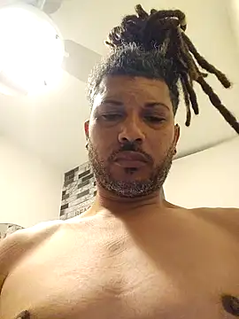 Snapshot of tropikboy chatting on January 2025 09:50:02 AM tropikboy online show from January 2025 09:50:02 AM