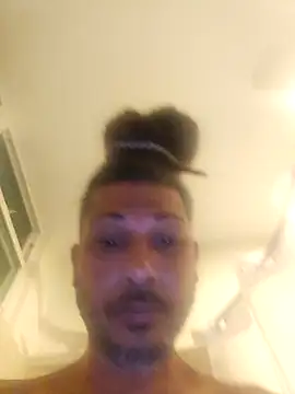 Snapshot of tropikboy chatting on February 2025 02:30:01 AM tropikboy online show from February 2025 02:30:01 AM