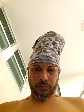 Snapshot of tropikboy chatting on February 2025 10:04:01 AM tropikboy online show from February 2025 10:04:01 AM