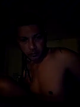 Snapshot of tropikboy chatting on September 2025 09:43:02 AM tropikboy online show from September 2025 09:43:02 AM