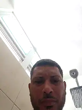 Snapshot of tropikboy chatting on September 2025 02:33:01 PM tropikboy online show from September 2025 02:33:01 PM