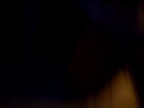 Snapshot of tropikboy chatting on October 2025 09:43:01 AM tropikboy online show from October 2025 09:43:01 AM