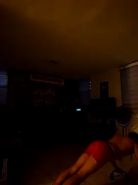 Snapshot of tropikboy chatting on November 2025 10:05:01 AM tropikboy online show from November 2025 10:05:01 AM