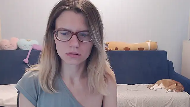 night is dark online show from November 2025 04:39:02 PM