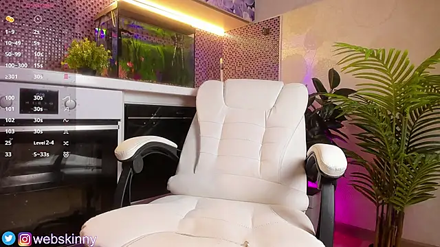 Top Skinny online show from November 2025 03:11:01 PM