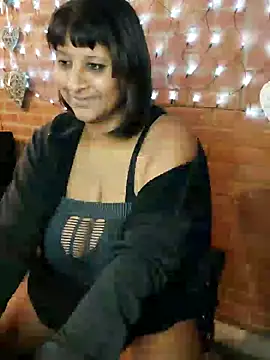 Lilybanx online show from February 2025 07:14:02 PM