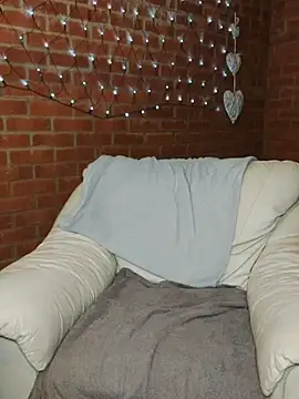 Lilybanx online show from May 2026 04:17:02 AM