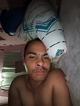 Snapshot of Vickyrajput009 chatting on March 2025 08:18:02 PM Vickyrajput009 online show from March 2025 08:18:02 PM