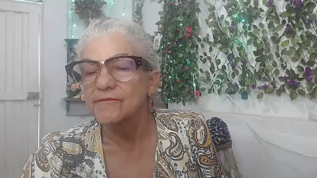 FunnyGrandma online show from December 2024 04:36:01 PM