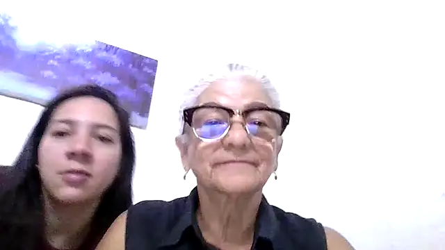 FunnyGrandma online show from December 2024 09:00:01 PM