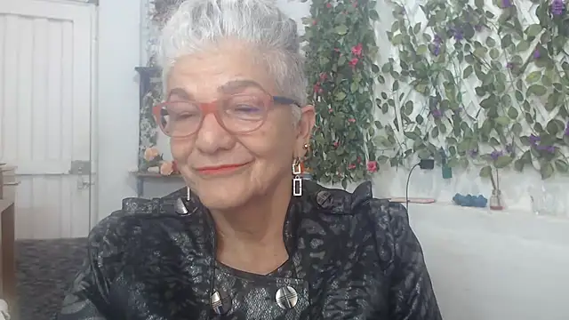 FunnyGrandma online show from February 2025 01:41:01 AM