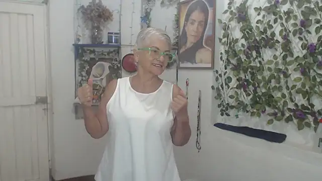 FunnyGrandma online show from March 2026 09:31:01 PM