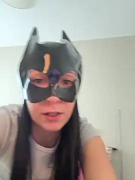 Snapshot of CallMeAngelica chatting on November 2025 10:04:02 AM CallMeAngelica online show from November 2025 10:04:02 AM