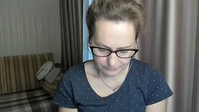 lauraoven online show from January 2025 07:08:01 AM