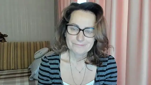 lauraoven online show from February 2025 07:23:01 AM