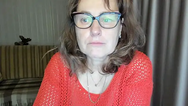 lauraoven online show from March 2025 05:50:02 PM