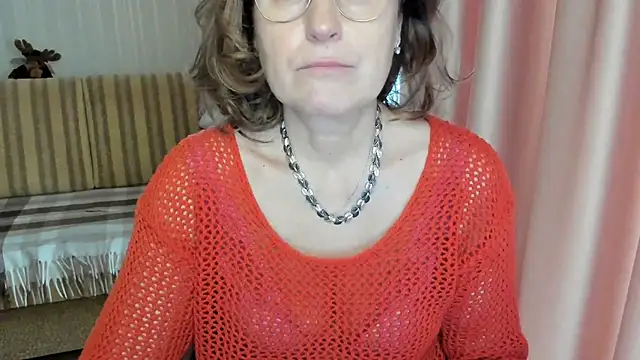 lauraoven online show from March 2025 10:48:01 AM