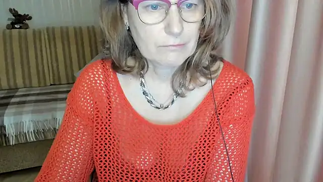 lauraoven online show from March 2025 10:26:01 AM