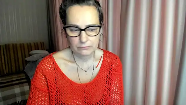 lauraoven online show from February 2026 08:55:02 AM