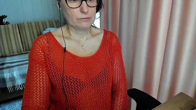 lauraoven online show from March 2026 07:14:02 AM