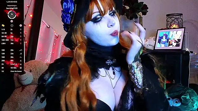 Ivey and James online show from February 2025 10:43:01 PM