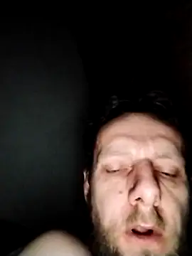 Snapshot of Kw8585kw chatting on January 2025 02:56:01 AM Kw8585kw online show from January 2025 02:56:01 AM